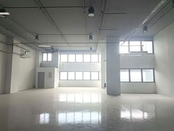 Carros Centre (D25), Factory #547234621